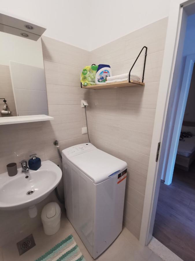 Apartmani Kronjac Milna  Exterior photo
